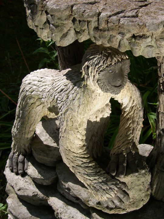 Скульптура под названием "Le singe" - Pascal Butto, Подлинное произведение искусства, бетон