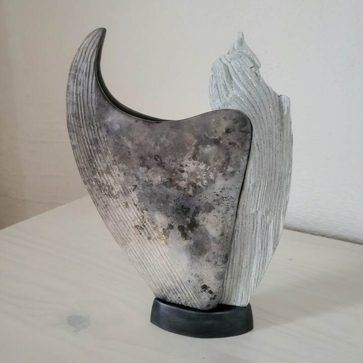 Design intitulée "Vase sculpturel en…" par Barbara Widmer Taylor, Œuvre d'art originale, Céramique