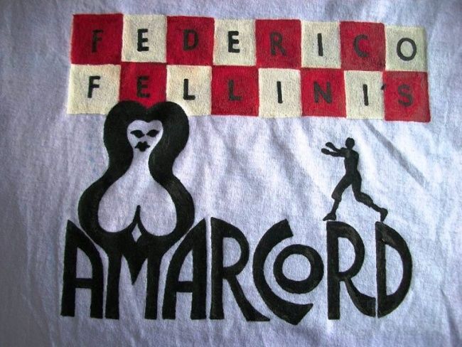 Artisanat intitulée "camiseta,AMARCORD.j…" par Javier Rebellato, Œuvre d'art originale