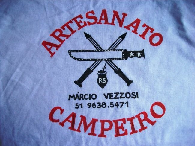 Artcraft titled "camiseta,ARTESANATO…" by Javier Rebellato, Original Artwork