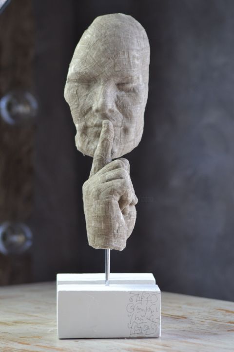 Sculpture intitulée "Silence.jpg" par L'Atelier De Cana, Œuvre d'art originale, Tissu