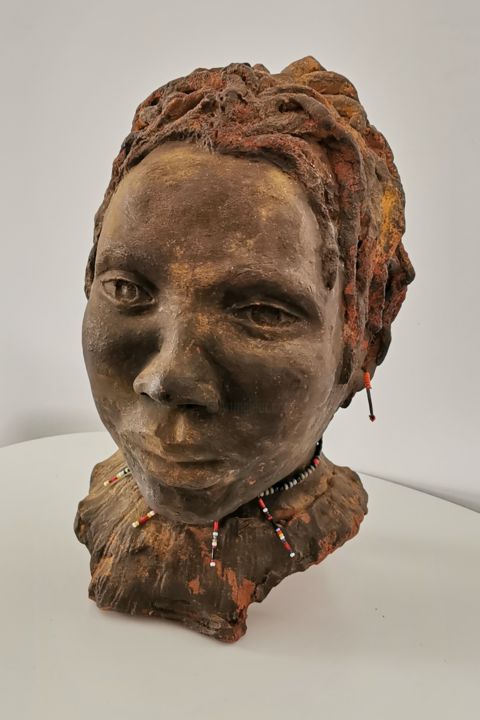 「Tribue d'Afrique」というタイトルの彫刻 Martine Caoudalによって, オリジナルのアートワーク, 粘土