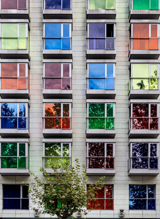 Fotografia intitolato "Coloured Windows Bi…" da Roger Mcalpine, Opera d'arte originale, Fotografia digitale