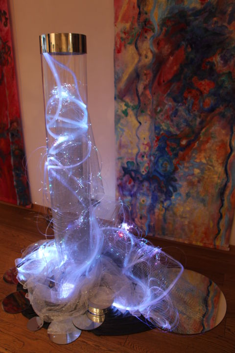 Sculpture titled "colonne de lumière" by Carine Nassor, Original Artwork
