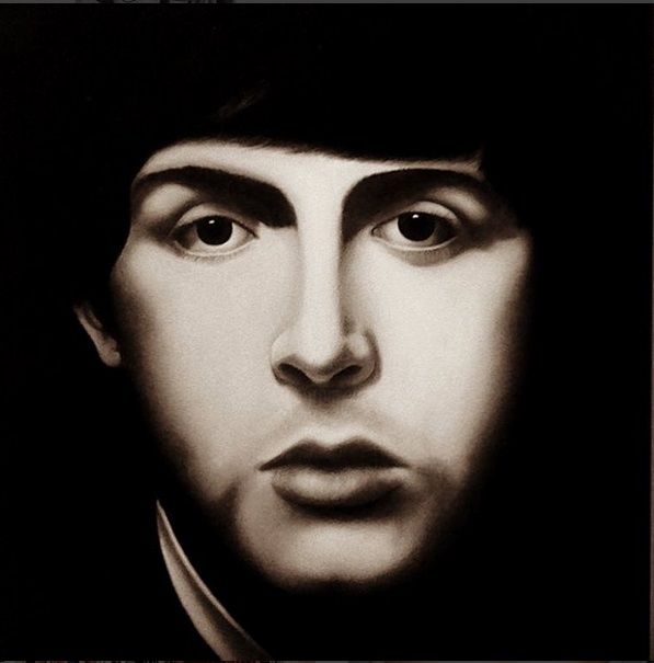 Painting titled "Paul McCartney" by Carla Angelini, Original Artwork, Oil
