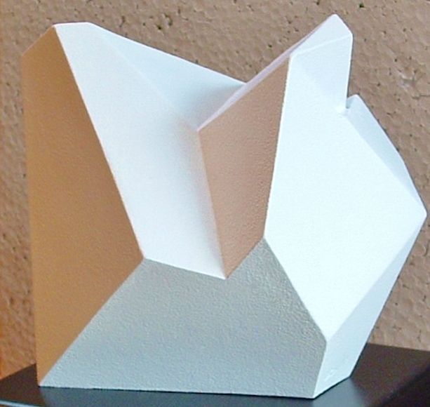 Sculpture titled "Sólido" by Carlos Castanedo, Original Artwork, Resin