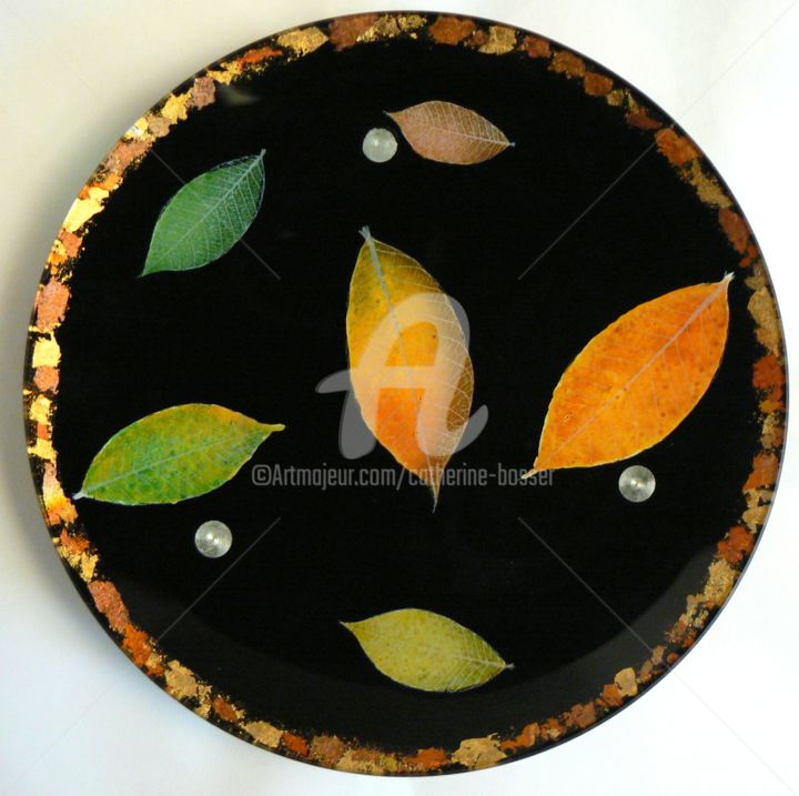 Design titled "Plat rond sur 3 pie…" by Catherine Bosser, Original Artwork, Stained glass painting