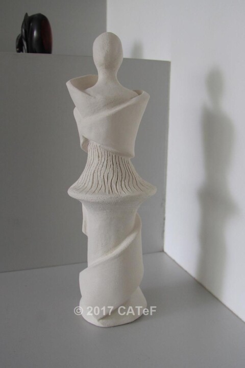 Sculpture titled "DIGNITE" by Catherine Fouvry Leblois (Catef), Original Artwork, Terra cotta