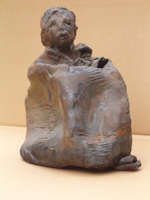 Sculpture titled "terre enfumee" by Catherine Monmarson, Original Artwork, Terra cotta