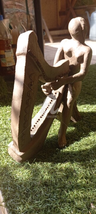 雕塑 标题为“harpiste” 由Catherine Demaugé Bost, 原创艺术品, 陶瓷