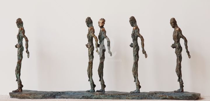 Sculpture intitulée "LA MARCHE DES HOMMES" par Villa Catherine, Œuvre d'art originale, Bronze