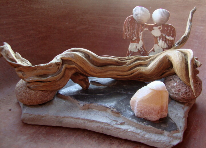 Скульптура под названием "Les Veilleurs" - Cathy Garcia Canalès, Подлинное произведение искусства, Дерево