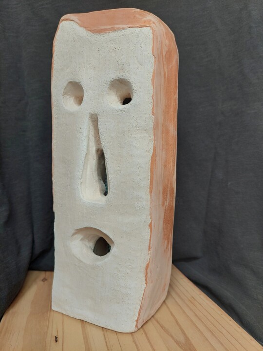 Sculpture titled "Cricheto" by Catali, Original Artwork, Clay Mounted on Wood Panel