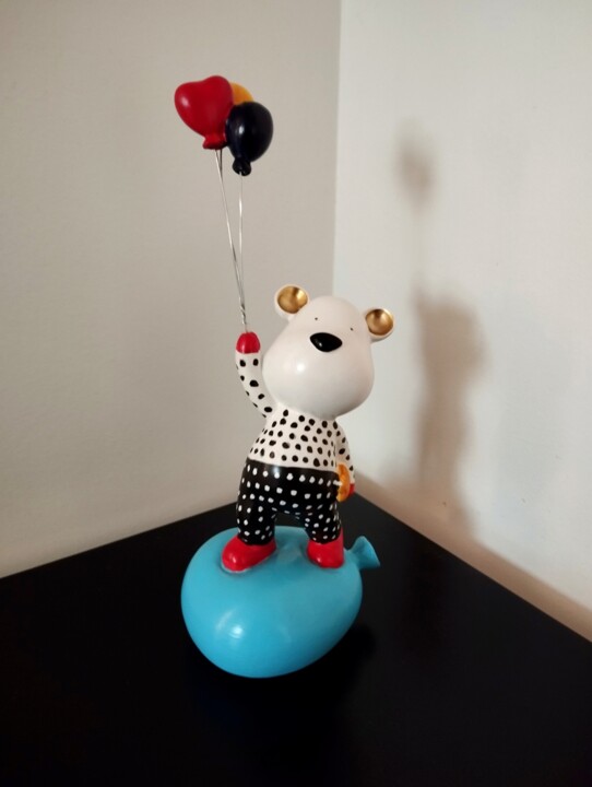 Sculpture titled "Prosper" by Carole Carpier, Original Artwork, Resin