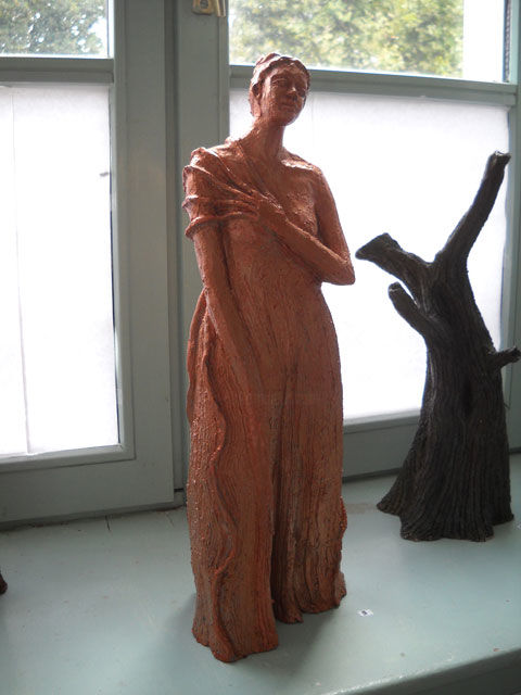 Sculpture titled "peuple de l'arbre" by Cécile Rateau, Original Artwork