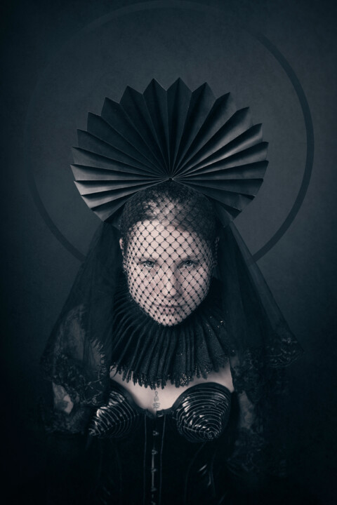 Fotografie getiteld "The Sorceress III 1…" door Cédric Brion (Studio Clavicule Pics), Origineel Kunstwerk, Digitale fotograf…