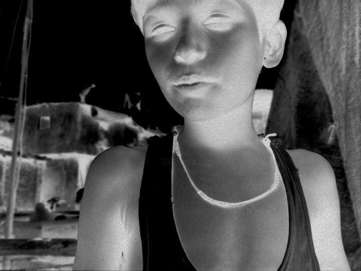 Photography titled "NEGATIVE EXISTENCE.…" by Cédric Zuwala, Original Artwork, Analog photography