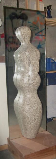 Escultura titulada "reflet ou vanité" por Janpi. R, Obra de arte original, Piedra