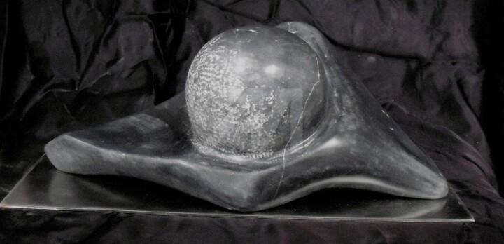 Sculpture titled "serie-noire-n-3.jpg" by Janpi. R, Original Art, Stone