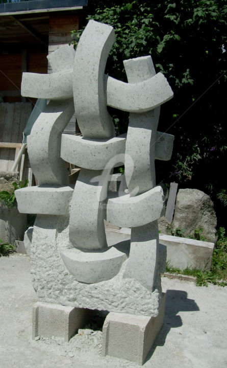 Sculpture titled "L'un dans l'autre" by Janpi. R, Original Artwork, Stone