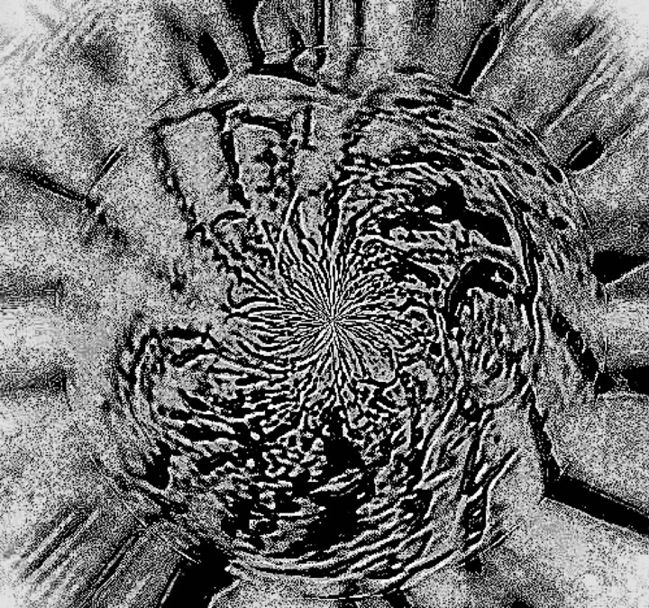 Digitale Künste mit dem Titel "roundsilverlabyrint" von Chez Seraphine, Original-Kunstwerk, 2D Digital Work