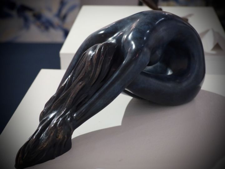 Skulptur mit dem Titel "Priscilla" von Christian Candelier, Original-Kunstwerk, Bronze