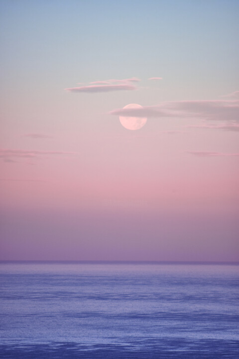 Fotografia intitulada "La lune et la mer" por Christian Klein, Obras de arte originais, Fotografia digital