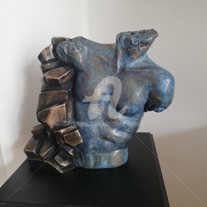 Sculpture titled ""Force et fragilité…" by Christiane Bernais, Original Artwork, Bronze