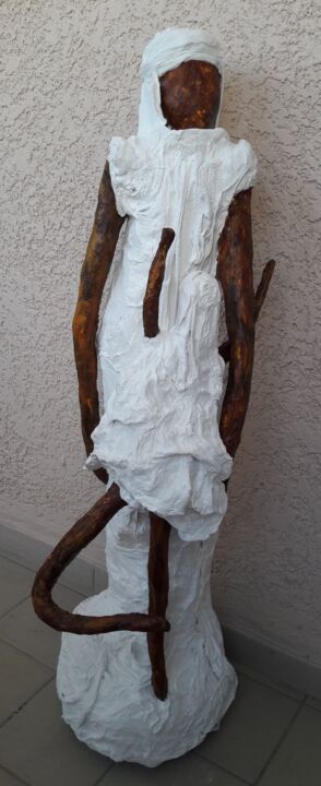 Sculpture titled "FOREVER" by Christiane Guerry, Original Artwork, Mixed Media