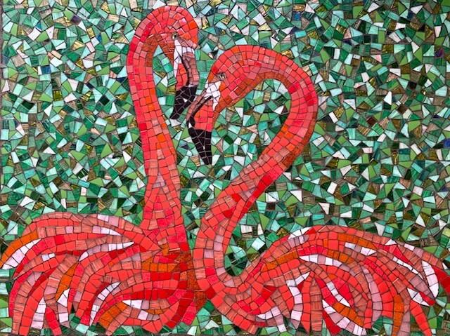 Sculpture intitulée "Flamants roses" par Christine Louchet, Œuvre d'art originale, Mosaïque Monté sur Panneau de bois