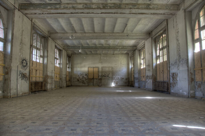 Photographie intitulée "la grande salle" par Christophe Plousey, Œuvre d'art originale, Photographie numérique