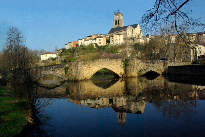 Photographie intitulée "Village au bord de…" par Angie Black, Œuvre d'art originale, Photographie numérique