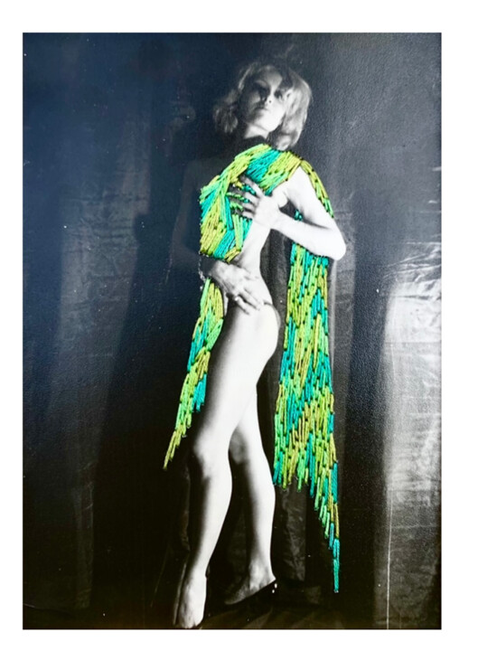 Фотография под названием "Cigarette after sex" - Clairéjo, Подлинное произведение искусства, вышивка