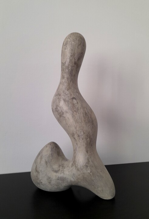 Escultura titulada "'Organic Form'" por Clark Camilleri, Obra de arte original, Hormigón