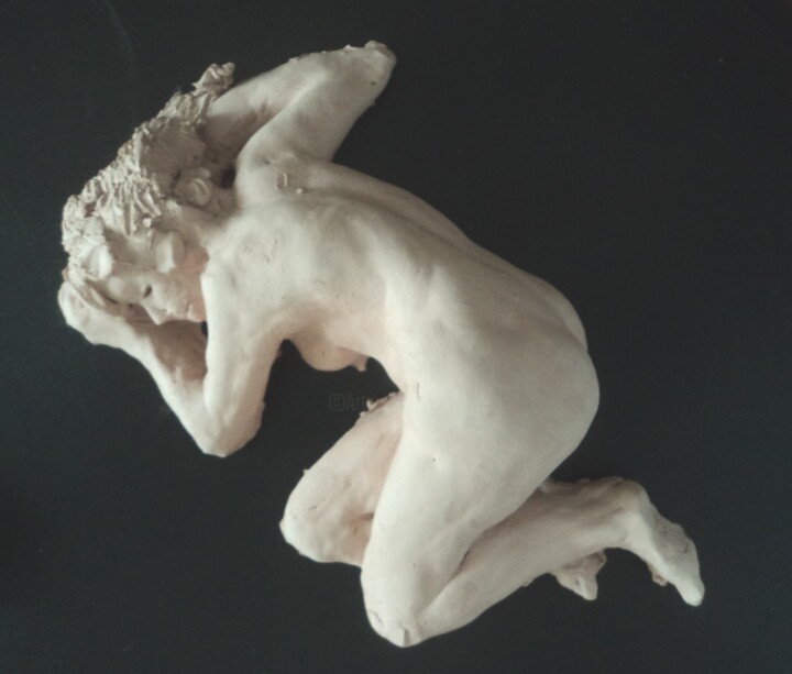 Skulptur mit dem Titel "en sieste" von Claude Hardenne, Original-Kunstwerk, Ton