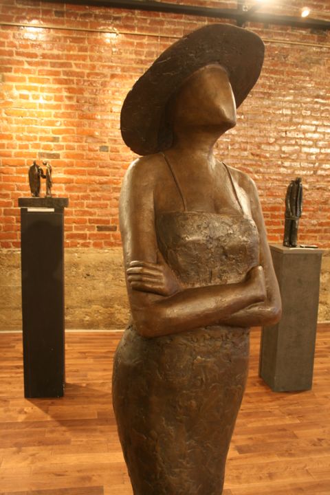 Skulptur mit dem Titel "Paulette" von Claude Hazanavicius, Original-Kunstwerk