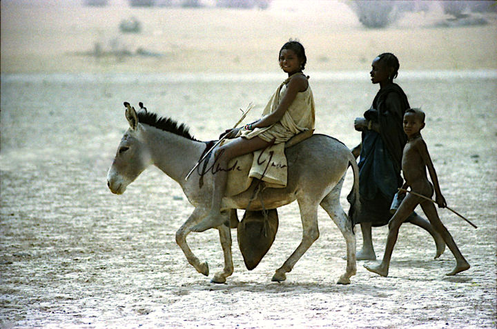 Photographie intitulée "Rencontre mali hors…" par Claude Grand, Œuvre d'art originale, Photographie non manipulée