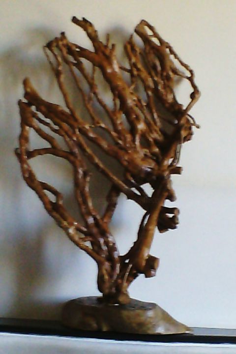 Skulptur mit dem Titel "l'arbre de vie" von Claudie Thedevuide, Original-Kunstwerk, Holz