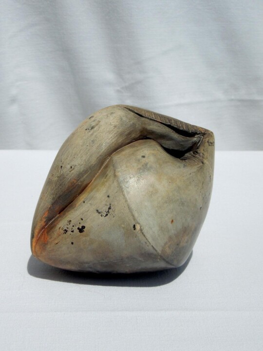 Sculpture intitulée "graine 15A" par Isabelle Clergue, Œuvre d'art originale, Terre cuite