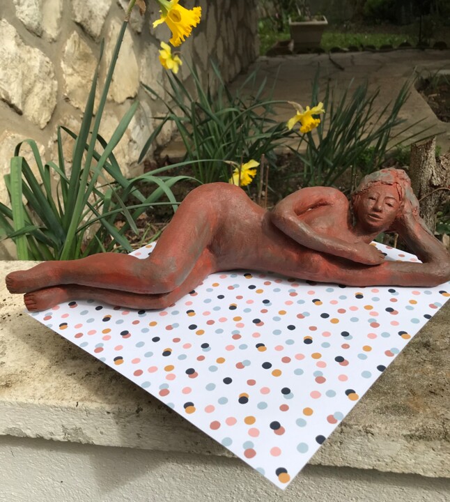 Sculpture titled "Véronique" by Colette Chassine, Original Artwork, Clay