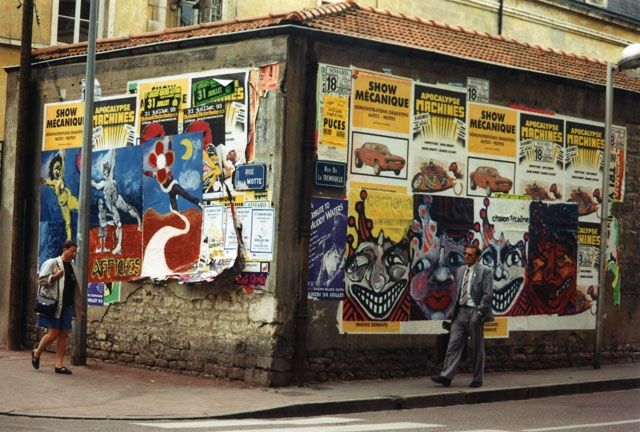 Εγκατάσταση με τίτλο "affiches, art de rue" από Collectif Ubu, Αυθεντικά έργα τέχνης