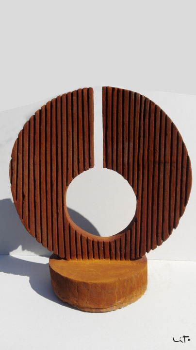 Escultura titulada "Conexión XIII" por Lito, Obra de arte original, Hormigón
