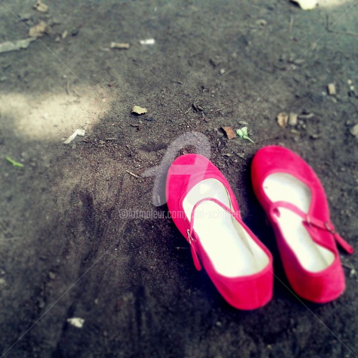 Photography titled "red shoes" by Cori  Schubert, Original Artwork