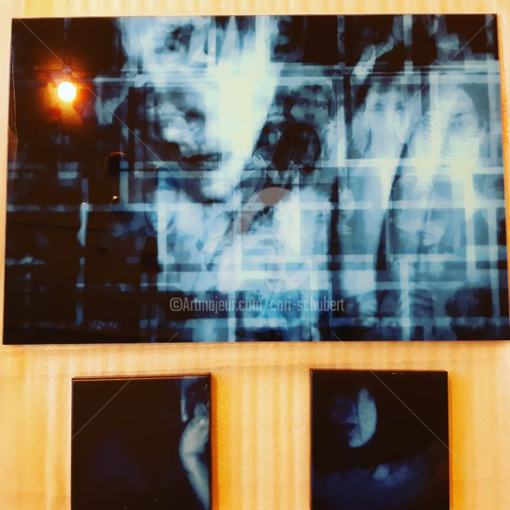 Fotografía titulada "blue noise berlin" por Cori  Schubert, Obra de arte original, Fotografía digital
