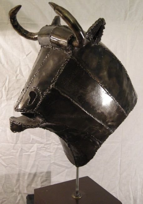 Sculpture intitulée "taureau guernica" par Philippe Affagard, Œuvre d'art originale, Métaux