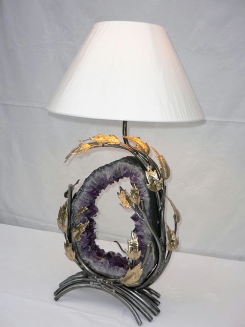 Design intitulée "Lampe Améthyste" par Philippe Lambert, Œuvre d'art originale