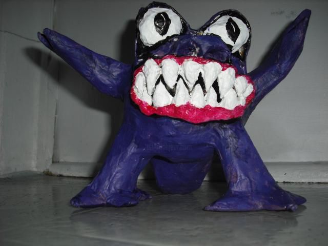 Sculpture intitulée "monster" par Shawn Mackniak, Œuvre d'art originale, Papier