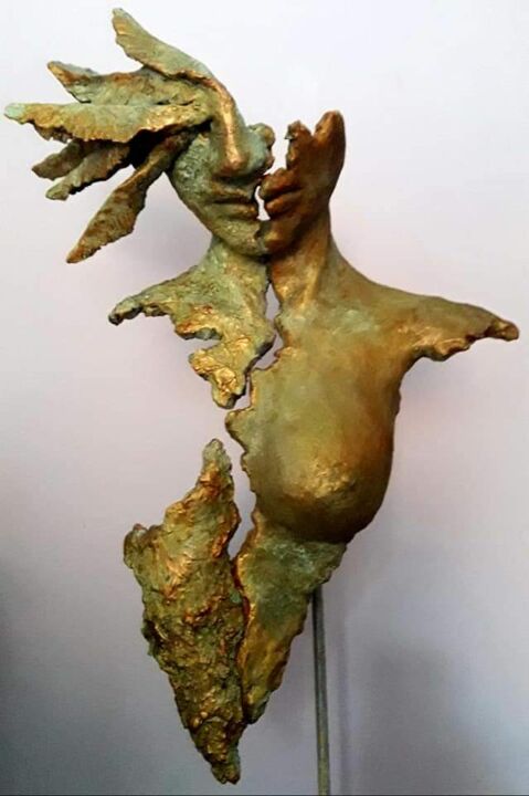 Sculpture intitulée "Tuuletar Spirito de…" par Cristina Scalorbi, Œuvre d'art originale, Terre cuite