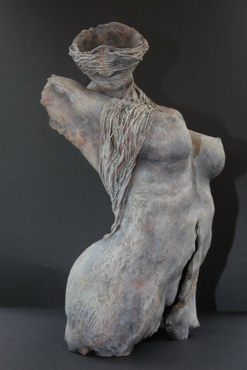 Sculpture intitulée "La ferita" par Cristina Scalorbi, Œuvre d'art originale, Terre cuite