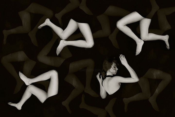 Fotografia intitolato "Missing Parts" da Cristina Velina Ion, Opera d'arte originale